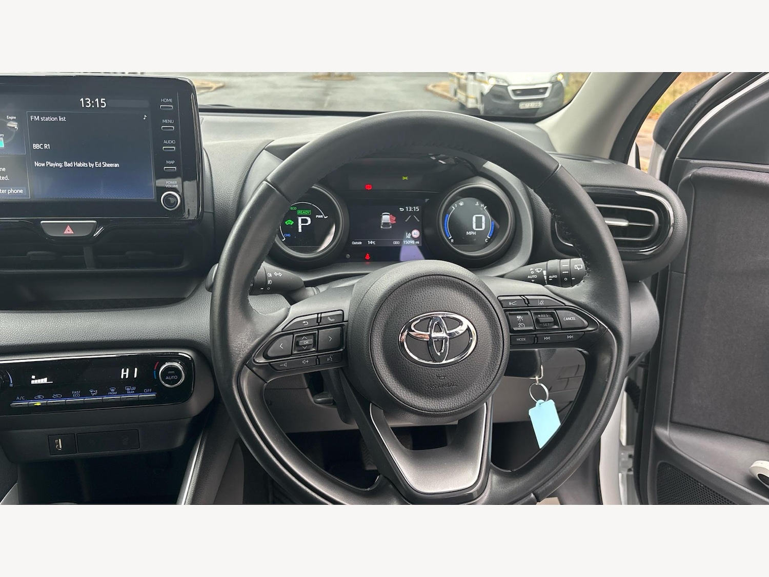Used Toyota Yaris 2023 for sale - 76527904: Photo 8
