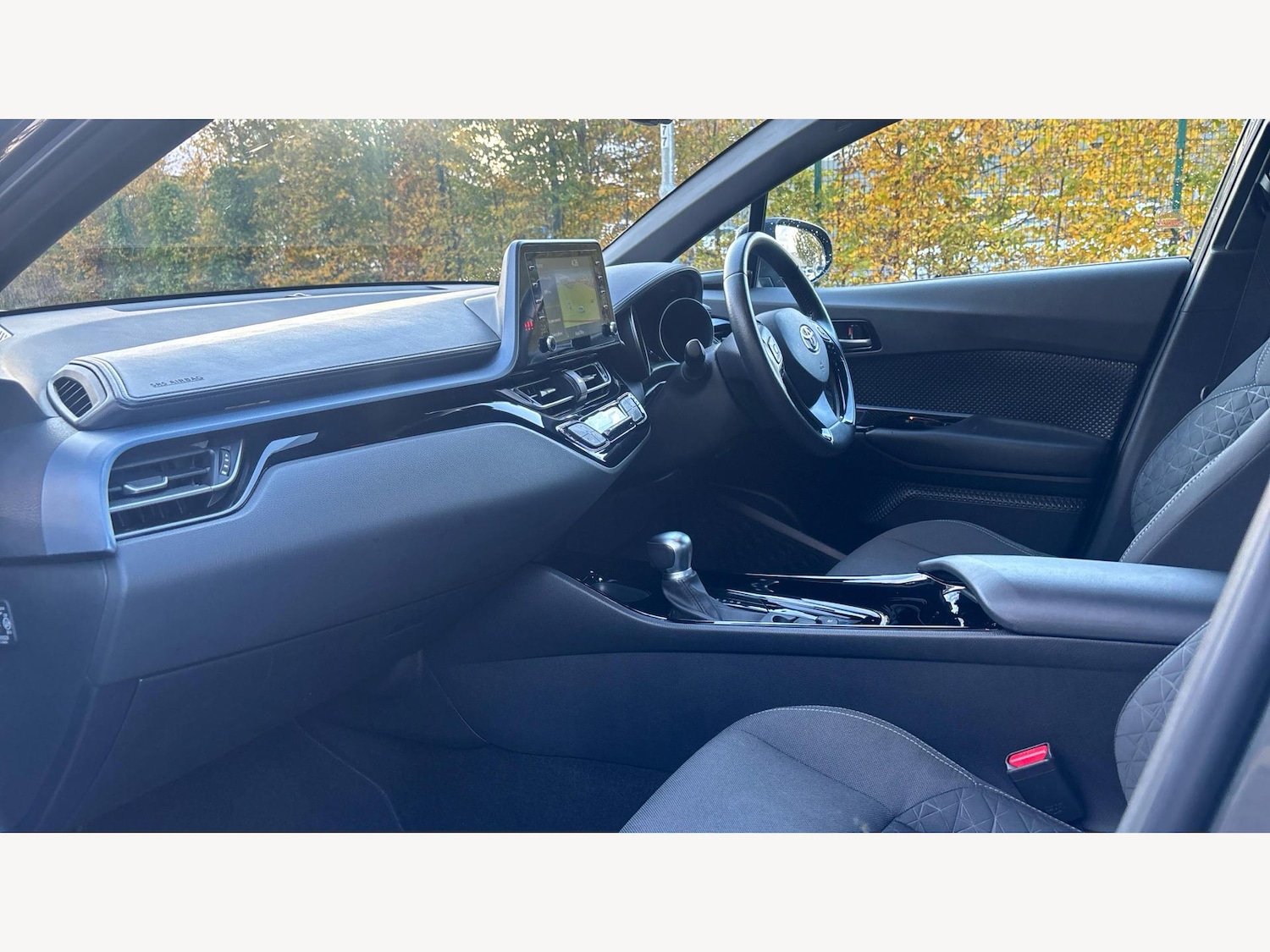 Used Toyota C-HR 2020 for sale - 76388300: Photo 12