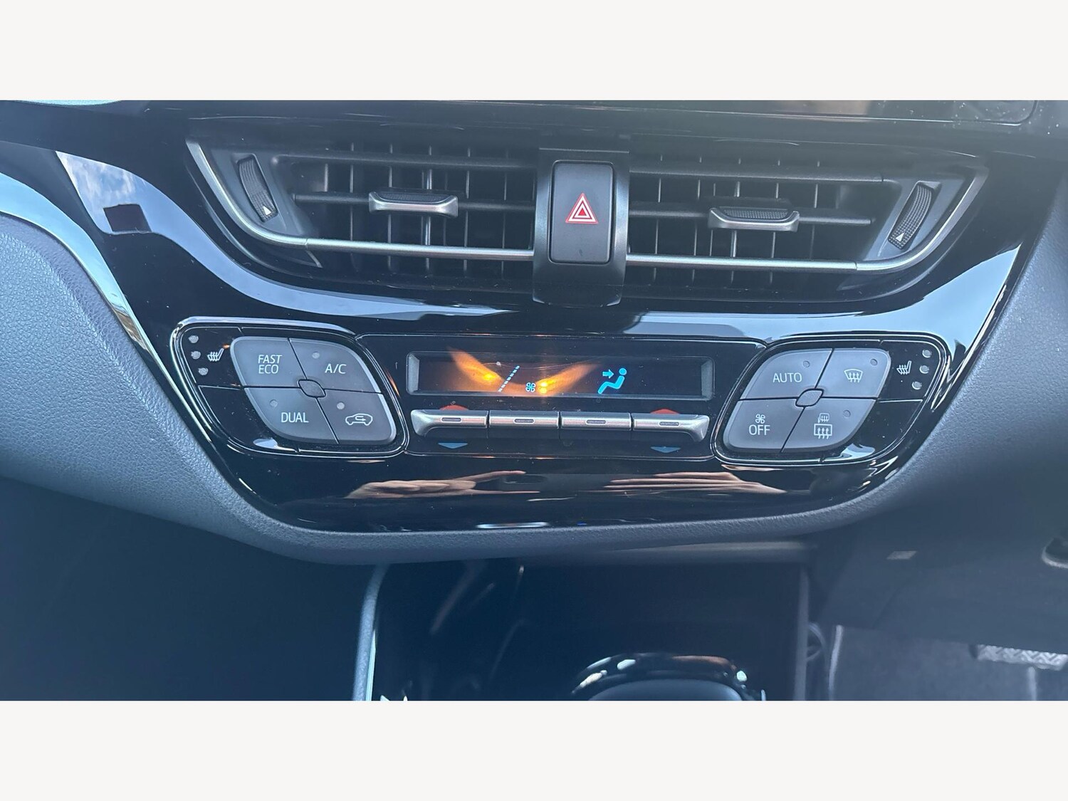 Used Toyota C-HR 2020 for sale - 76388300: Photo 34