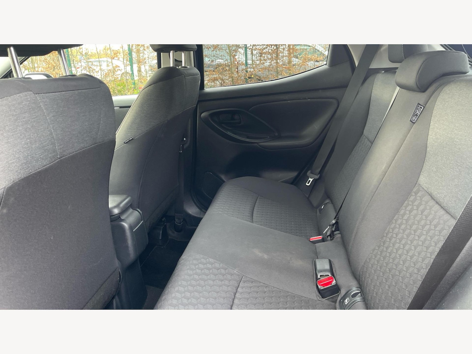 Used Toyota Yaris 2022 for sale - 76866092: Photo 15