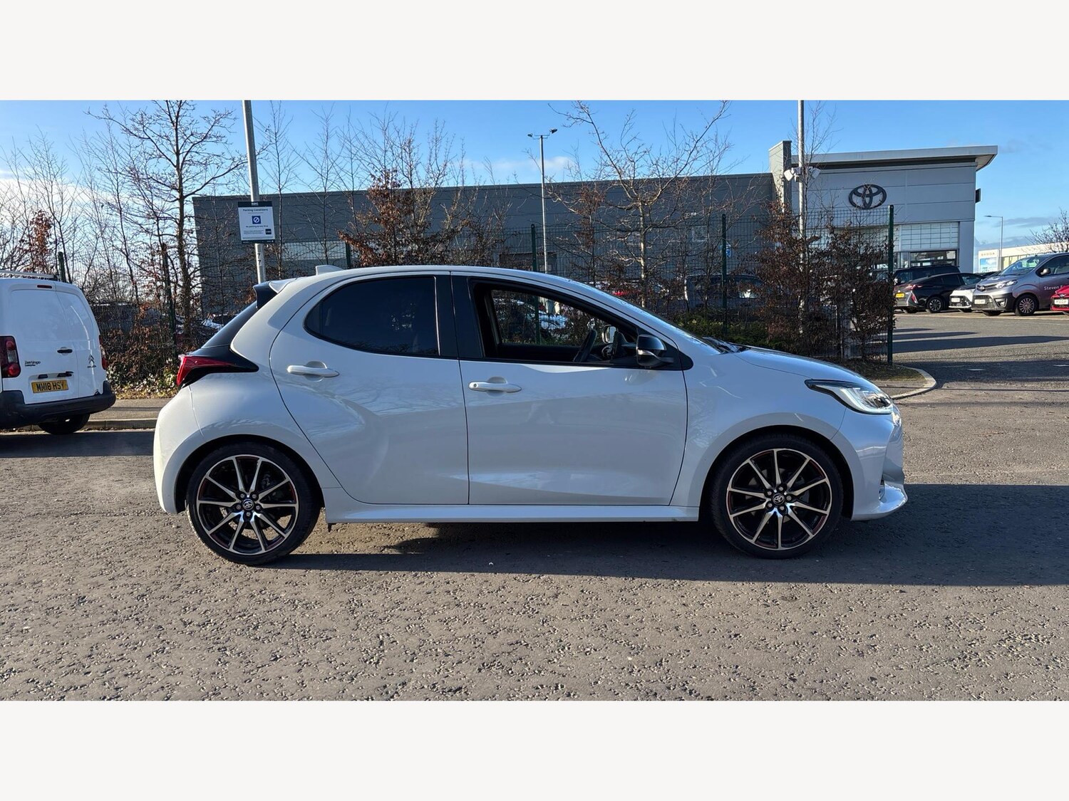 Used Toyota Yaris 2023 for sale - 77455447: Photo 18