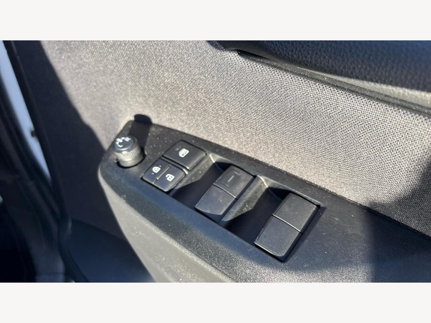 Used Toyota Yaris 2023 for sale - 77455447: Photo 31