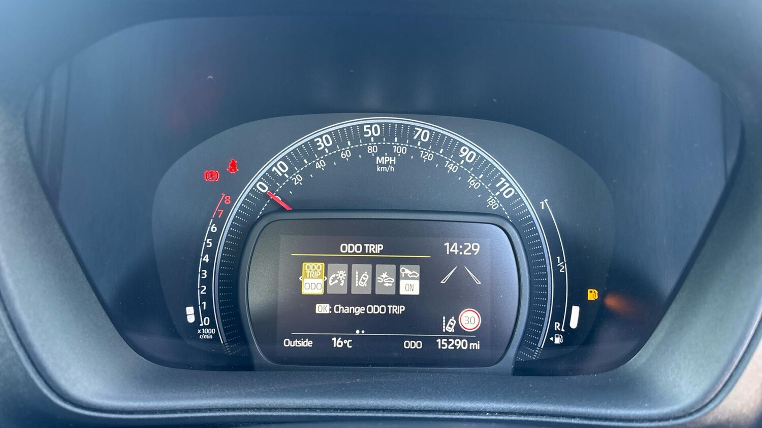 Used Toyota Aygo X 2023 for sale - 76512247: Photo 37