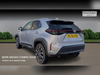 Used Toyota Yaris Cross 2022 for sale - 77314601: Photo