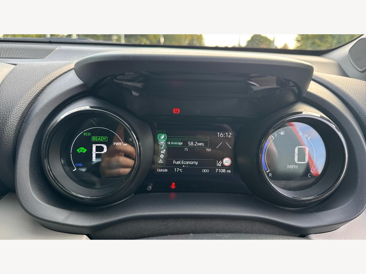 Used Toyota Yaris for sale - 76634267: Photo 11