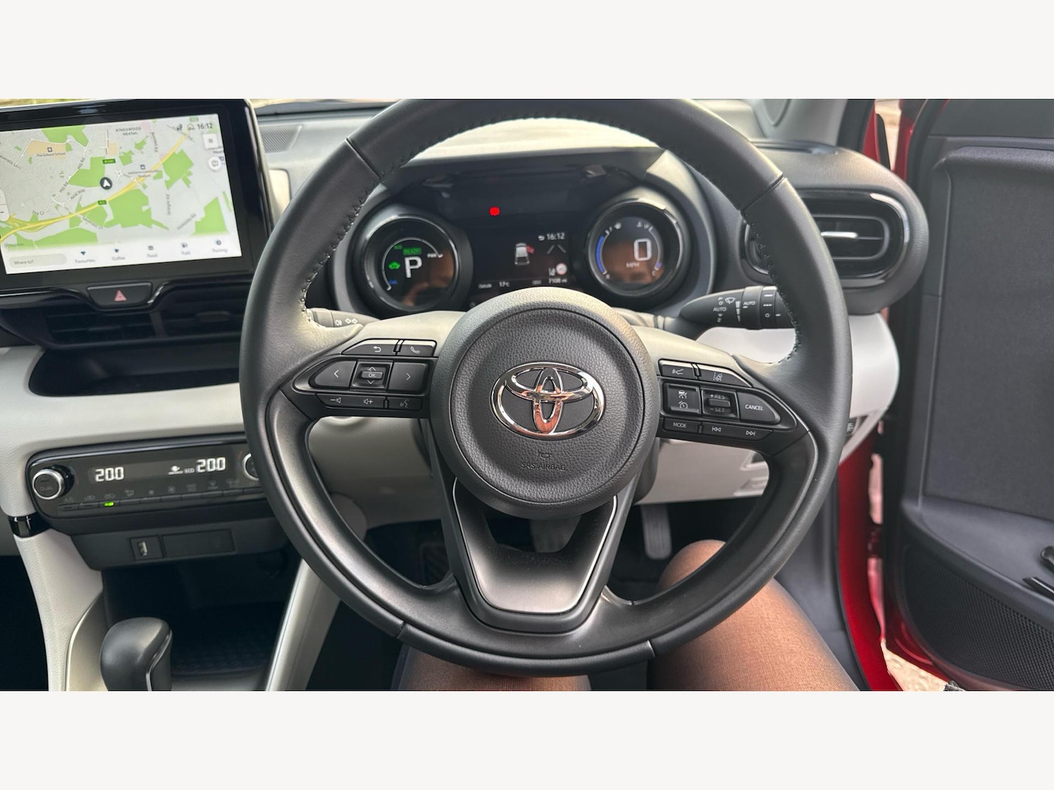 Used Toyota Yaris for sale - 76634267: Photo 8