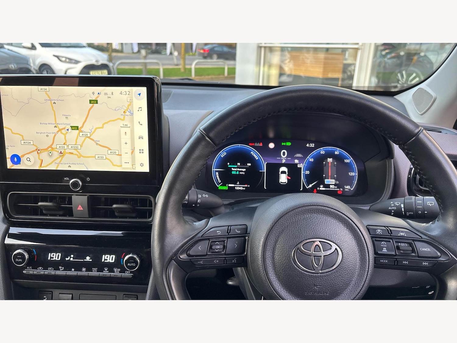 Used Toyota Yaris Cross 2024 for sale - 77559156: Photo 10