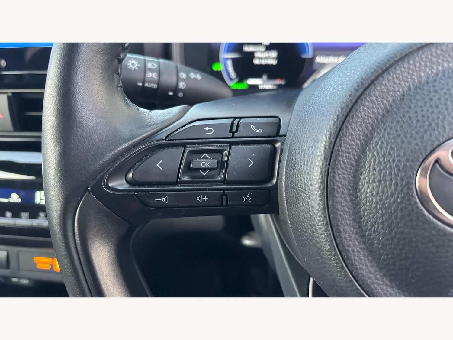 Used Toyota Yaris Cross 2024 for sale - 77559156: Photo 26