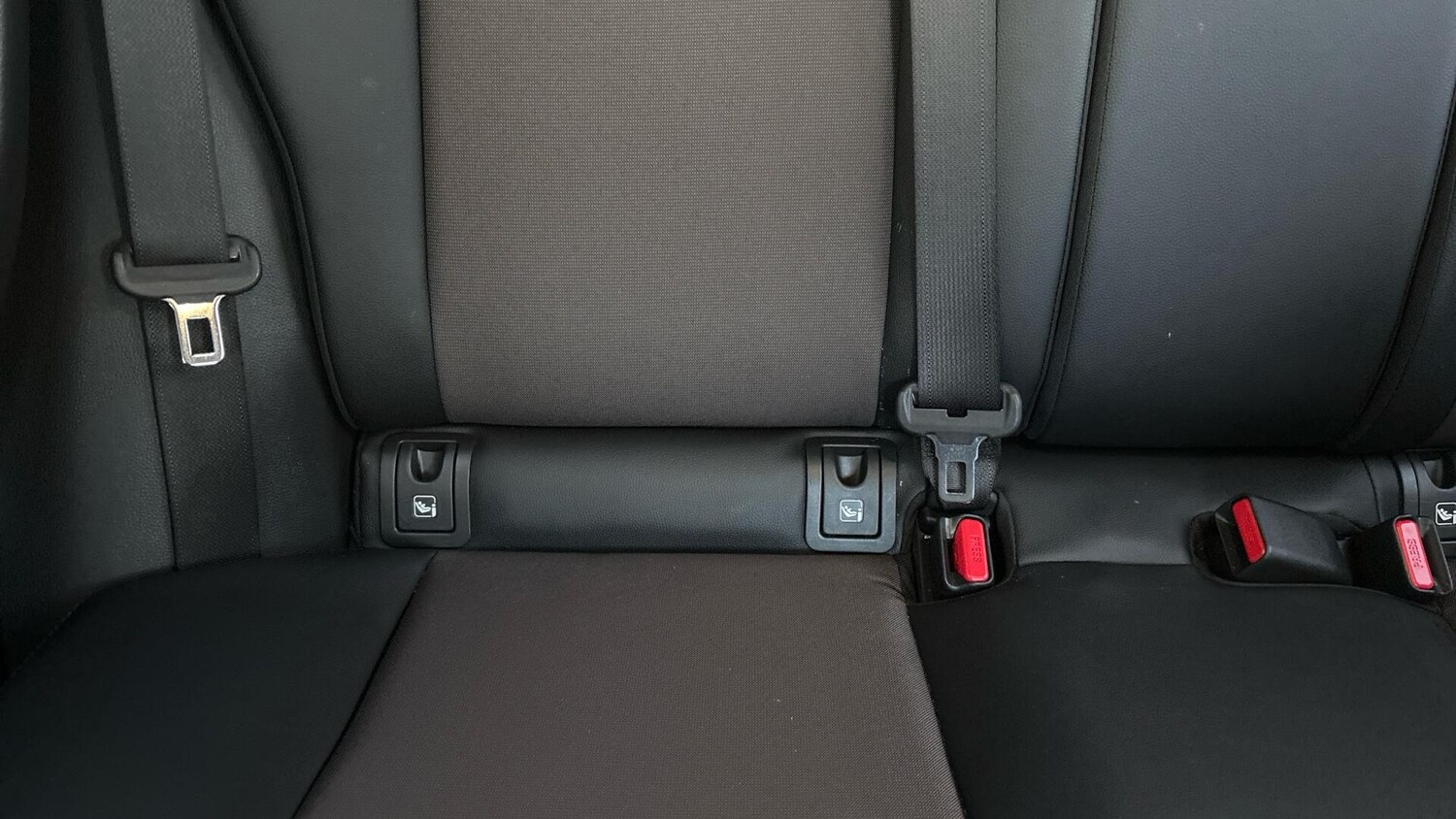 Used Toyota Yaris Cross 2024 for sale - 77559156: Photo 34