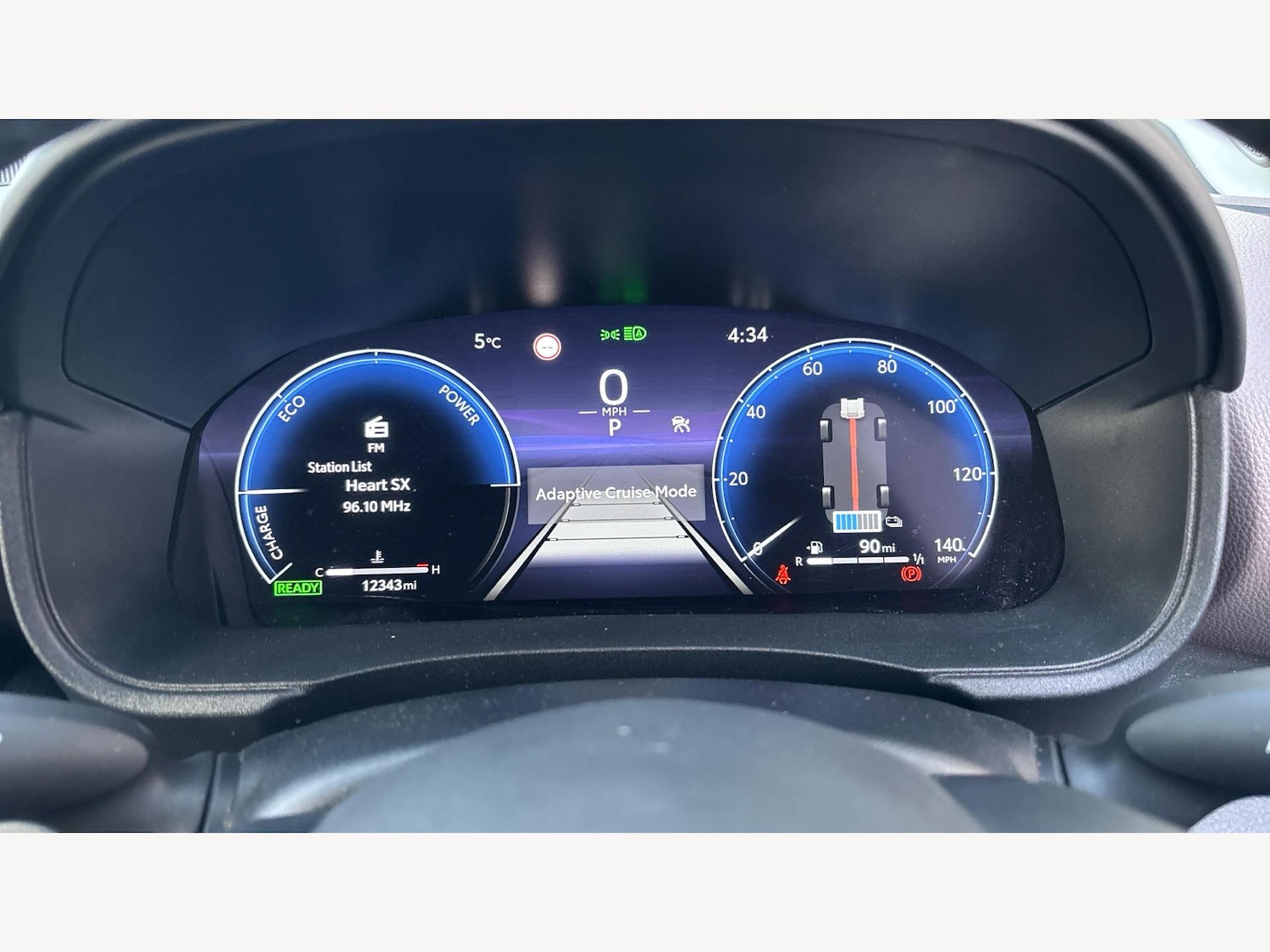 Used Toyota Yaris Cross 2024 for sale - 77559156: Photo 8