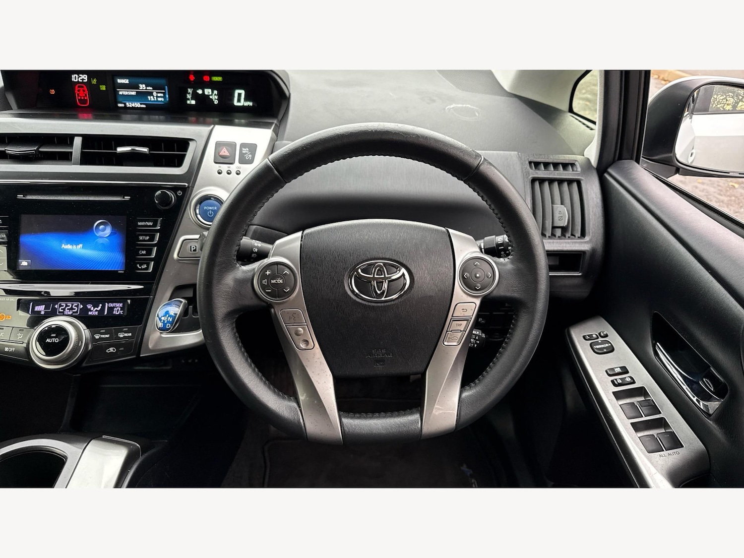 Used Toyota Prius+ 2019 for sale - 77143845: Photo 10