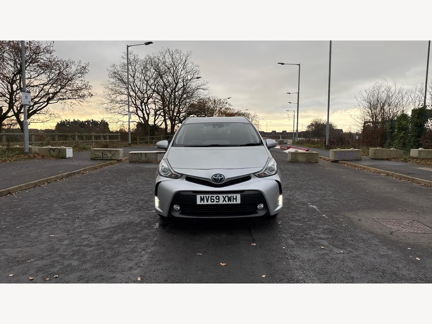 Used Toyota Prius+ 2019 for sale - 77143845: Photo 17
