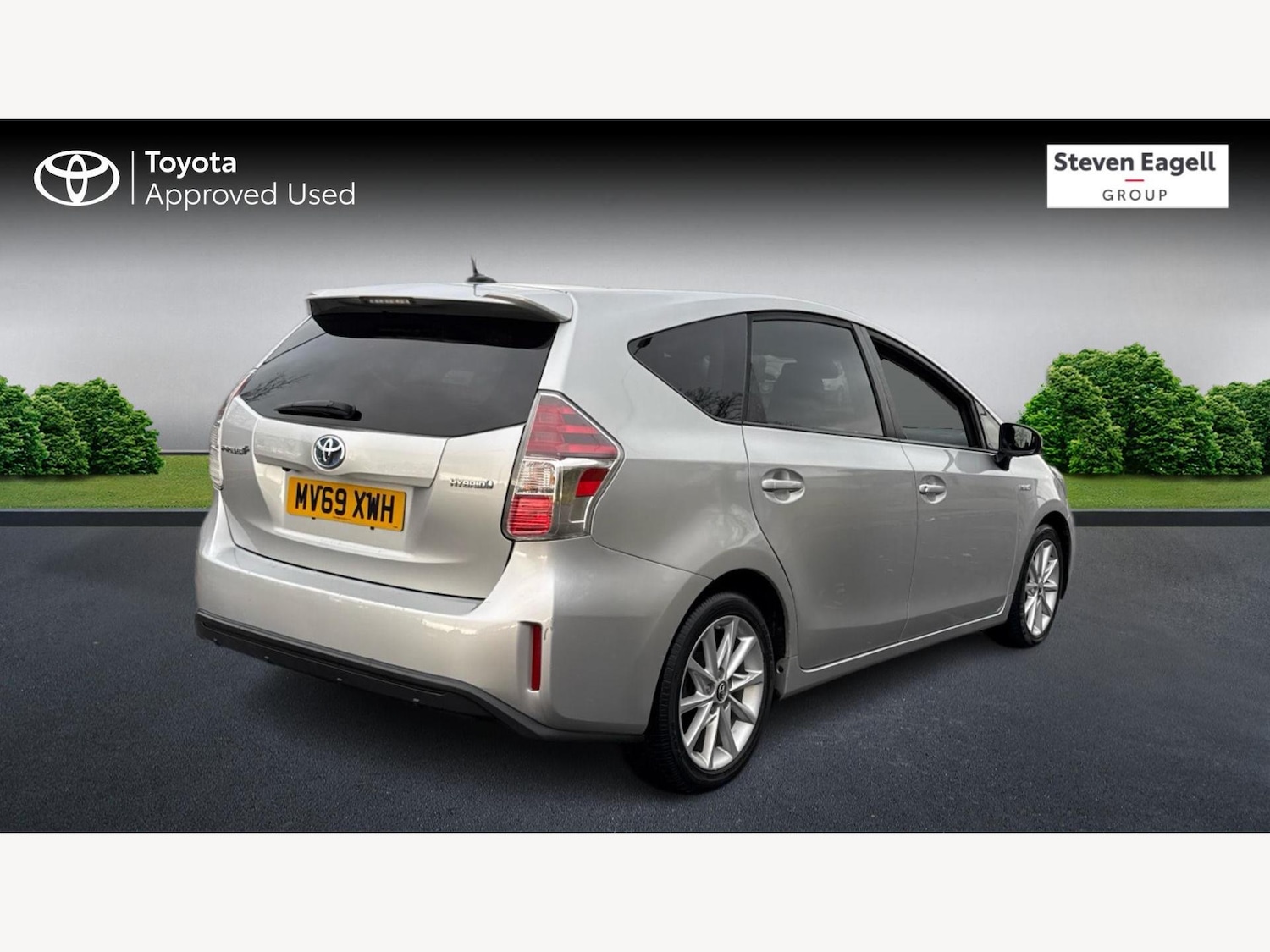 Used Toyota Prius+ 2019 for sale - 77143845: Photo 2