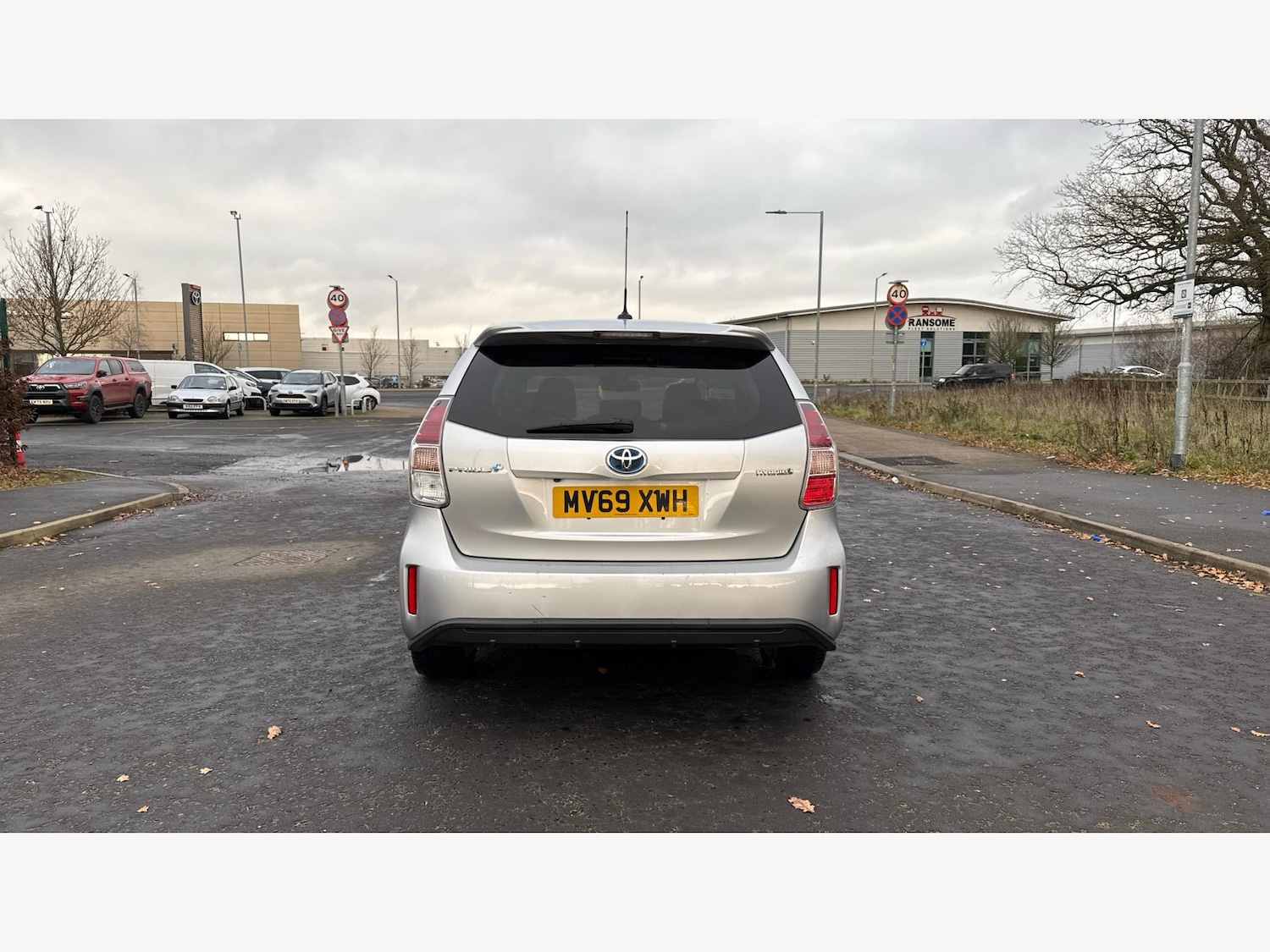 Used Toyota Prius+ 2019 for sale - 77143845: Photo 21