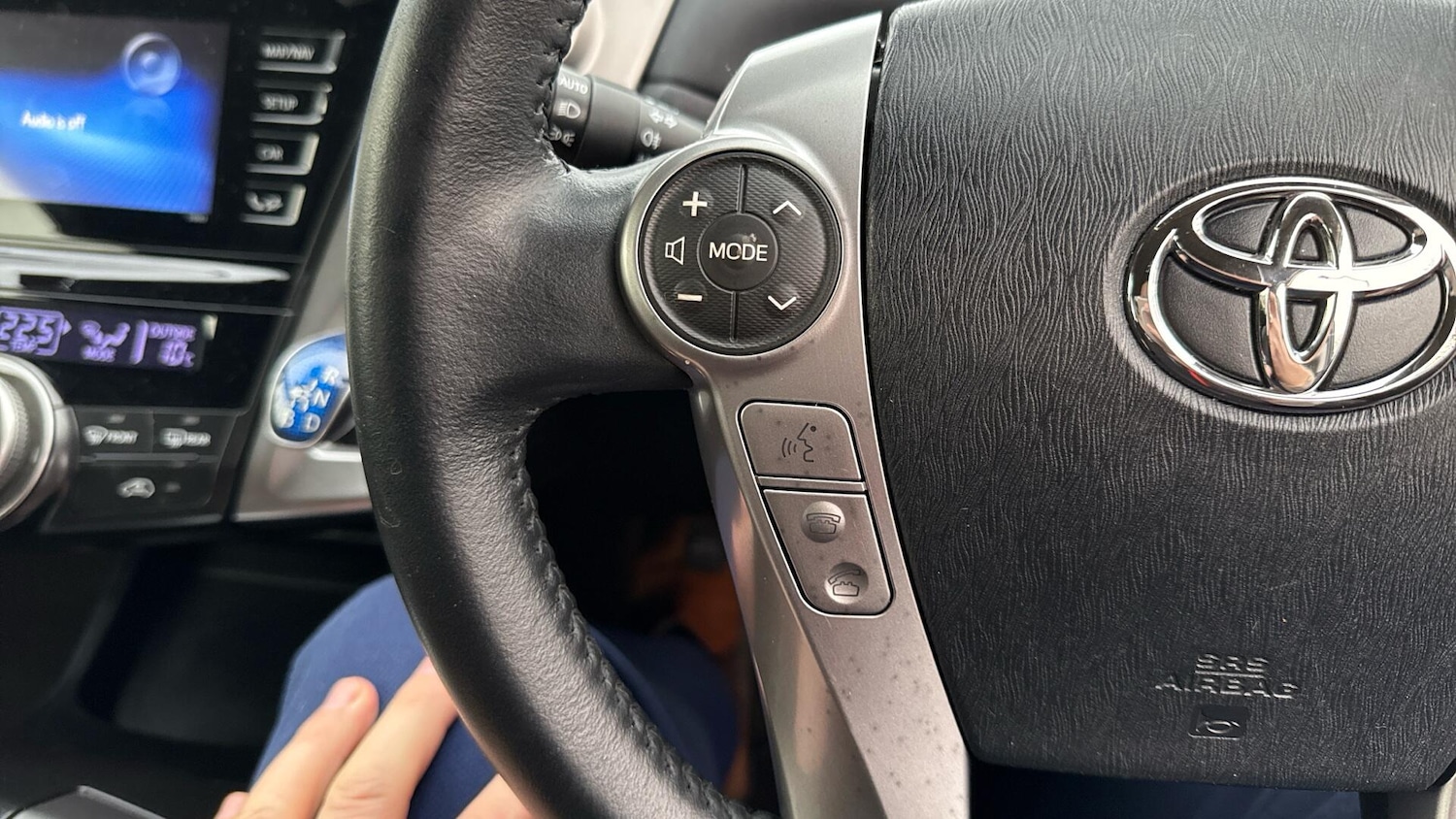 Used Toyota Prius+ 2019 for sale - 77143845: Photo 34