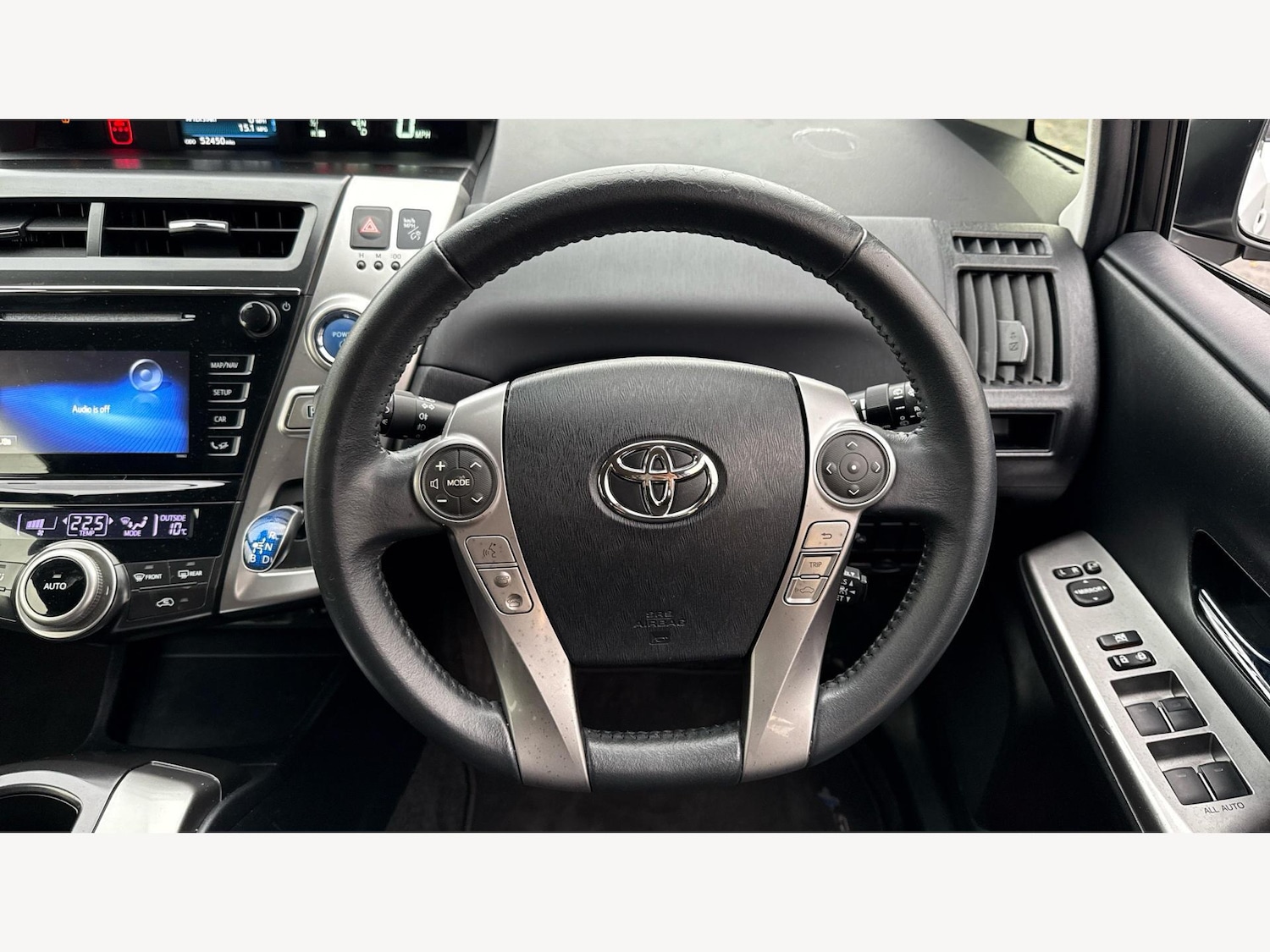 Used Toyota Prius+ 2019 for sale - 77143845: Photo 8