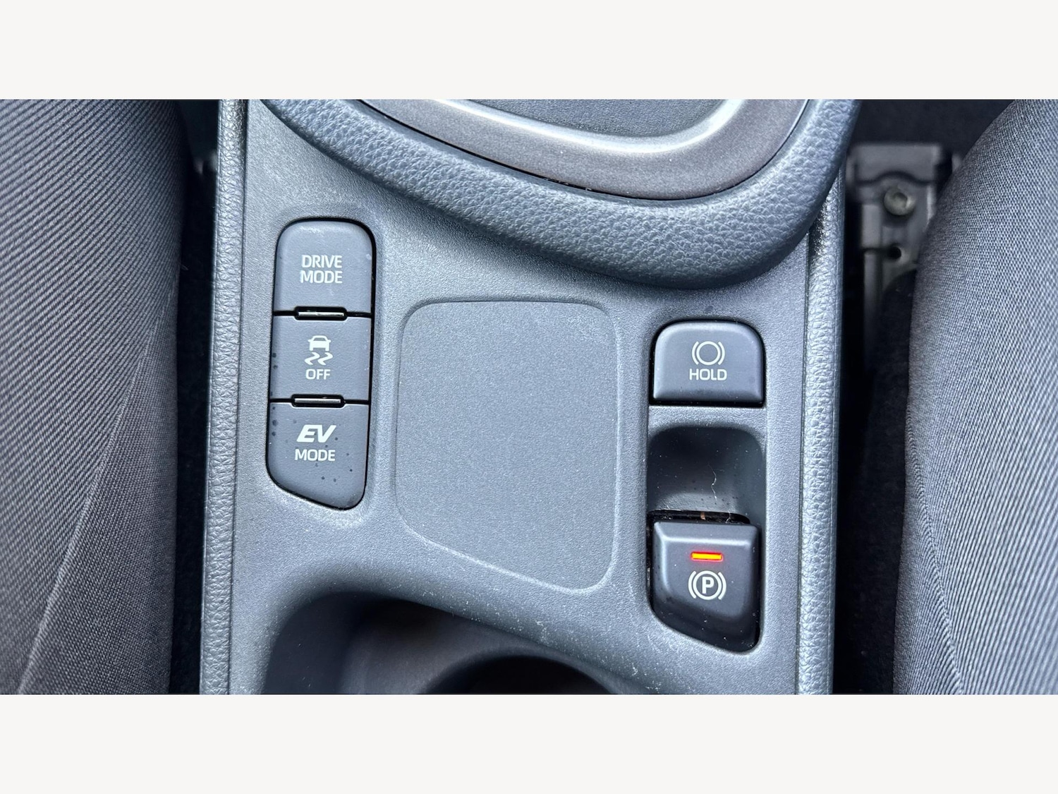 Used Toyota Yaris for sale - 77625817: Photo 29