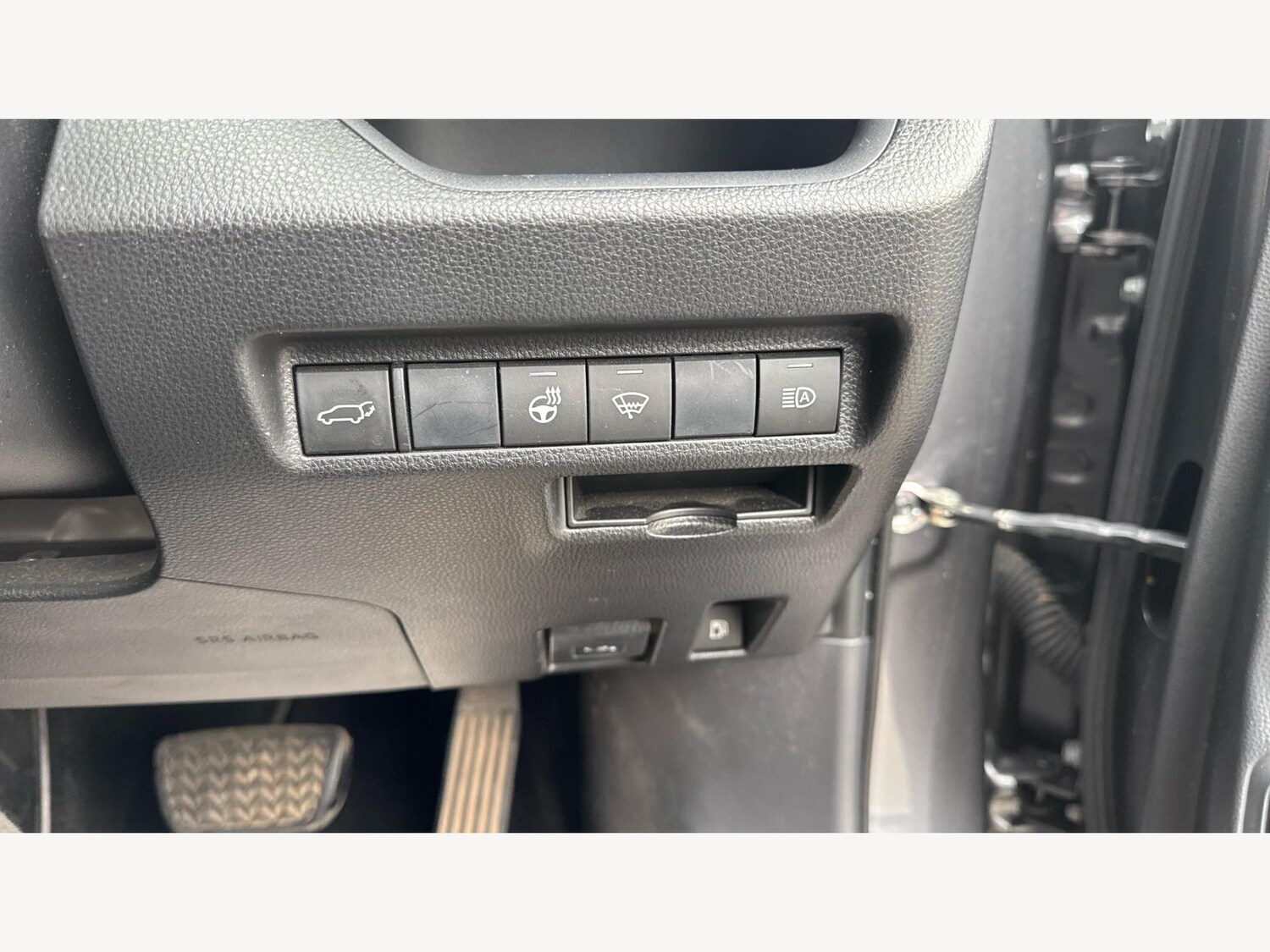 Used Toyota RAV4 2020 for sale - 77254058: Photo 28