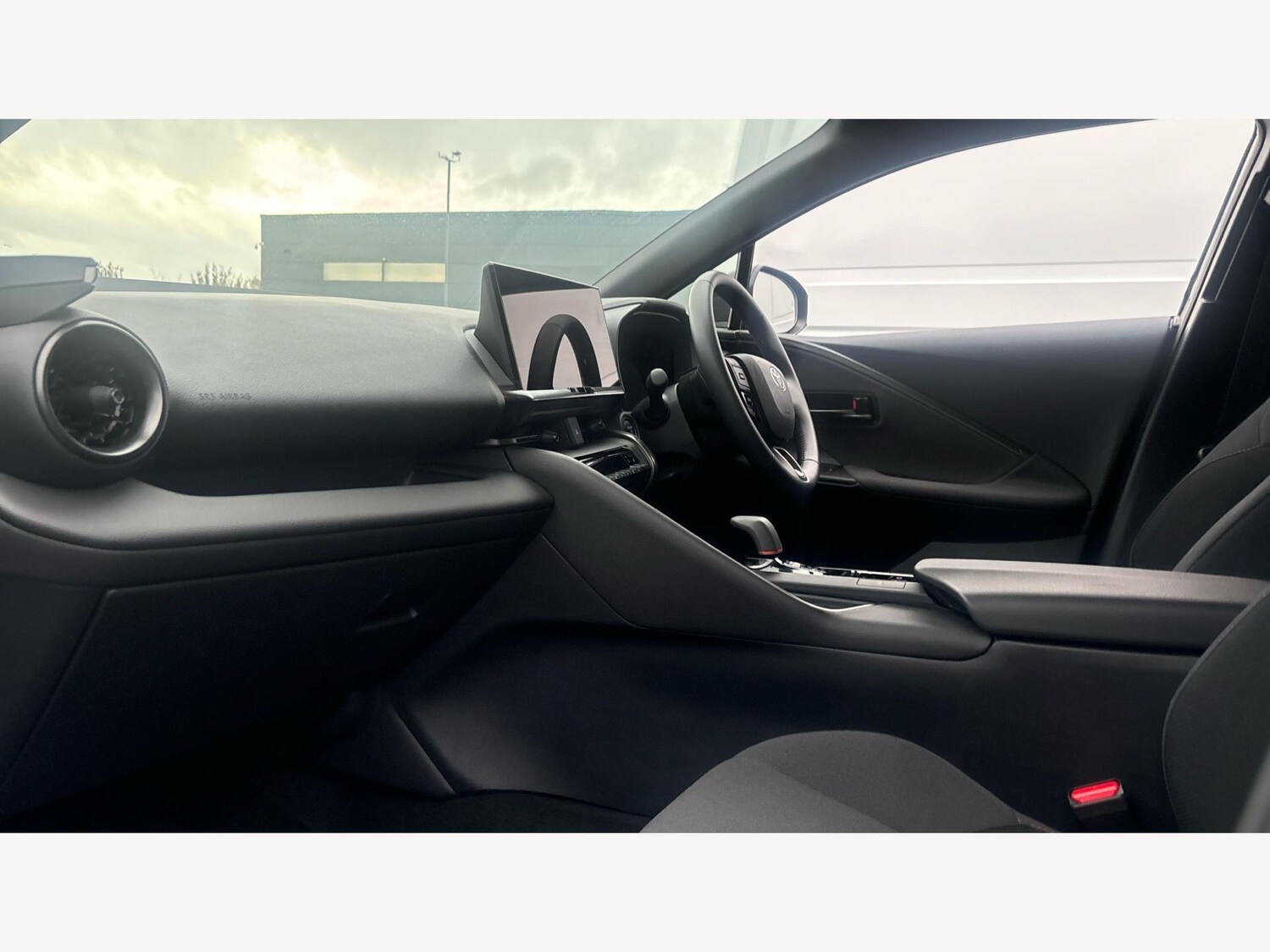 Used Toyota C-HR 2025 for sale - 77469374: Photo 12
