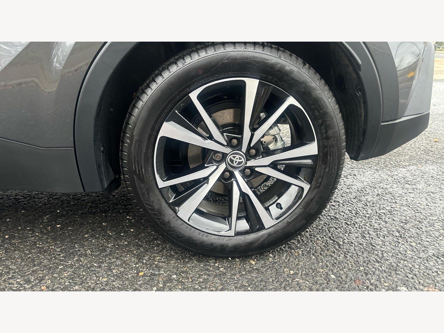 Used Toyota C-HR 2025 for sale - 77469374: Photo 28