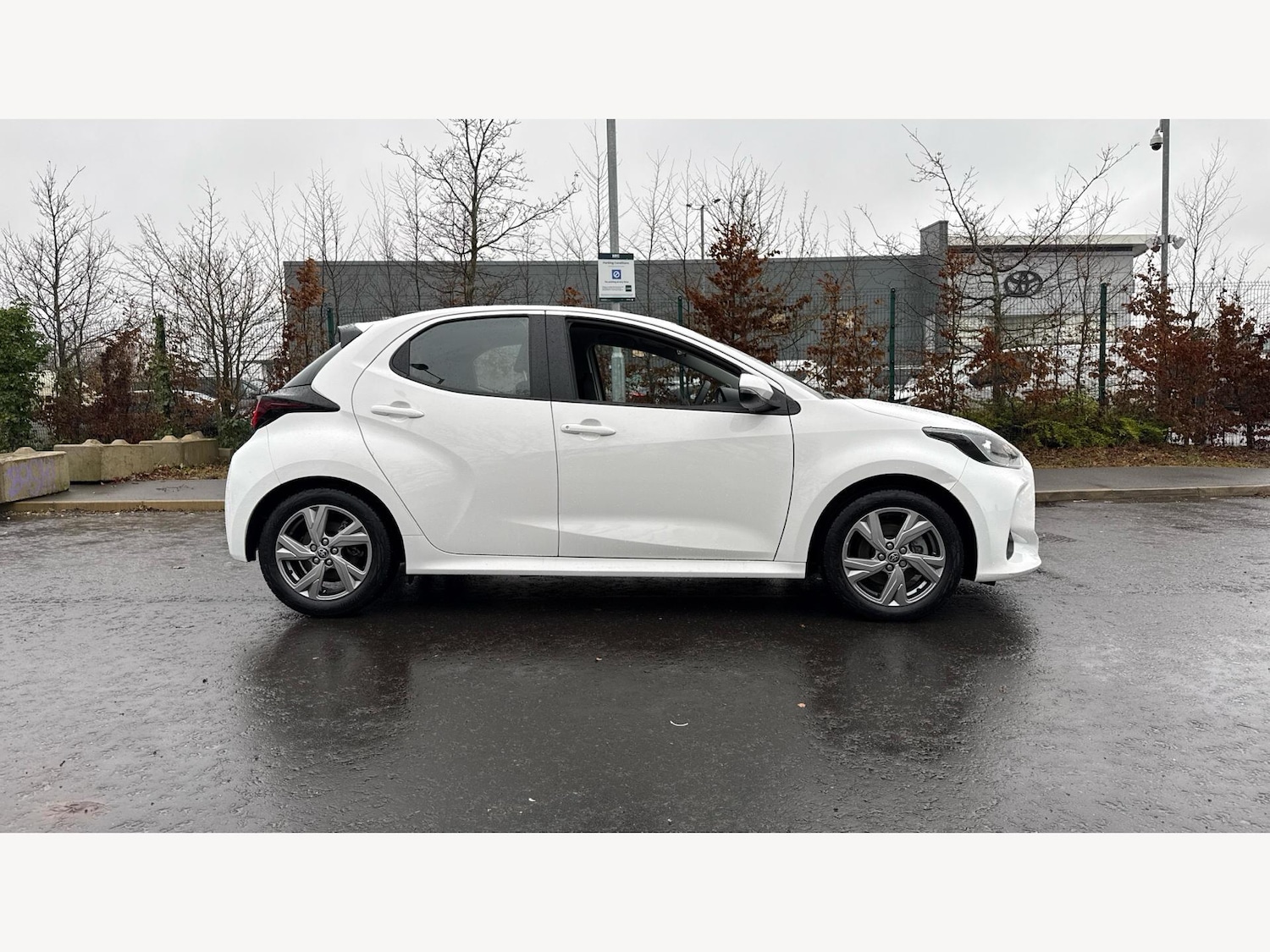 Used Toyota Yaris 2025 for sale - 77386650: Photo 18
