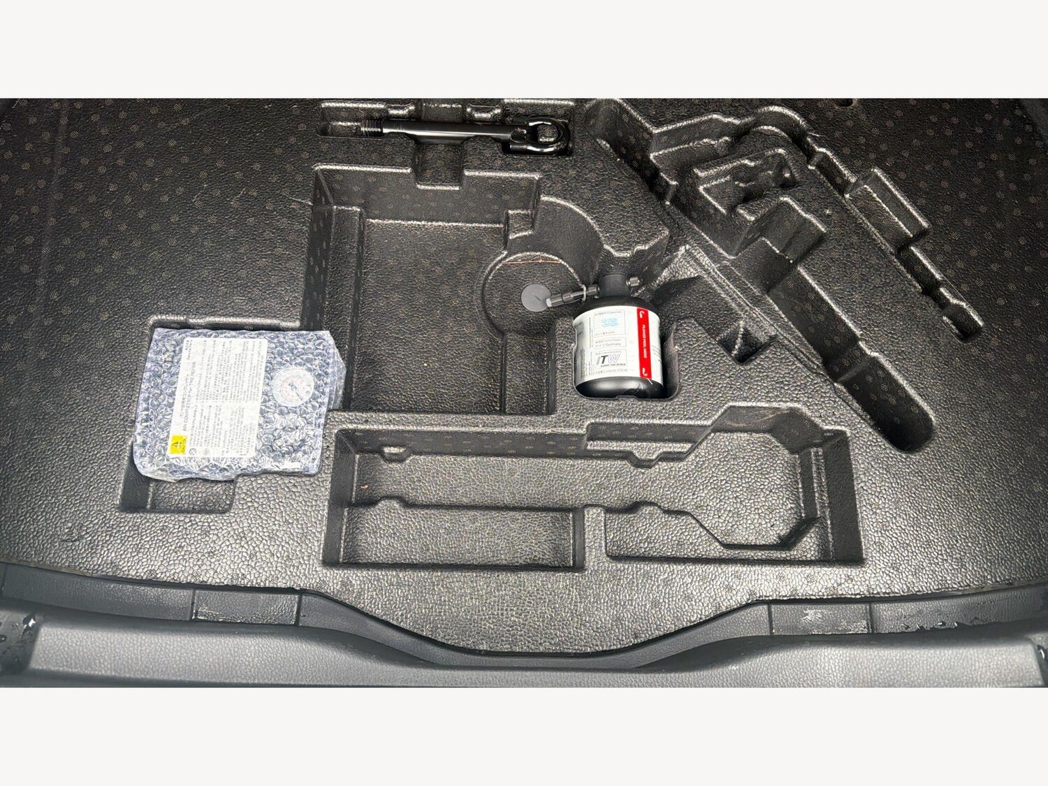 Used Toyota C-HR for sale - 77784522: Photo 28