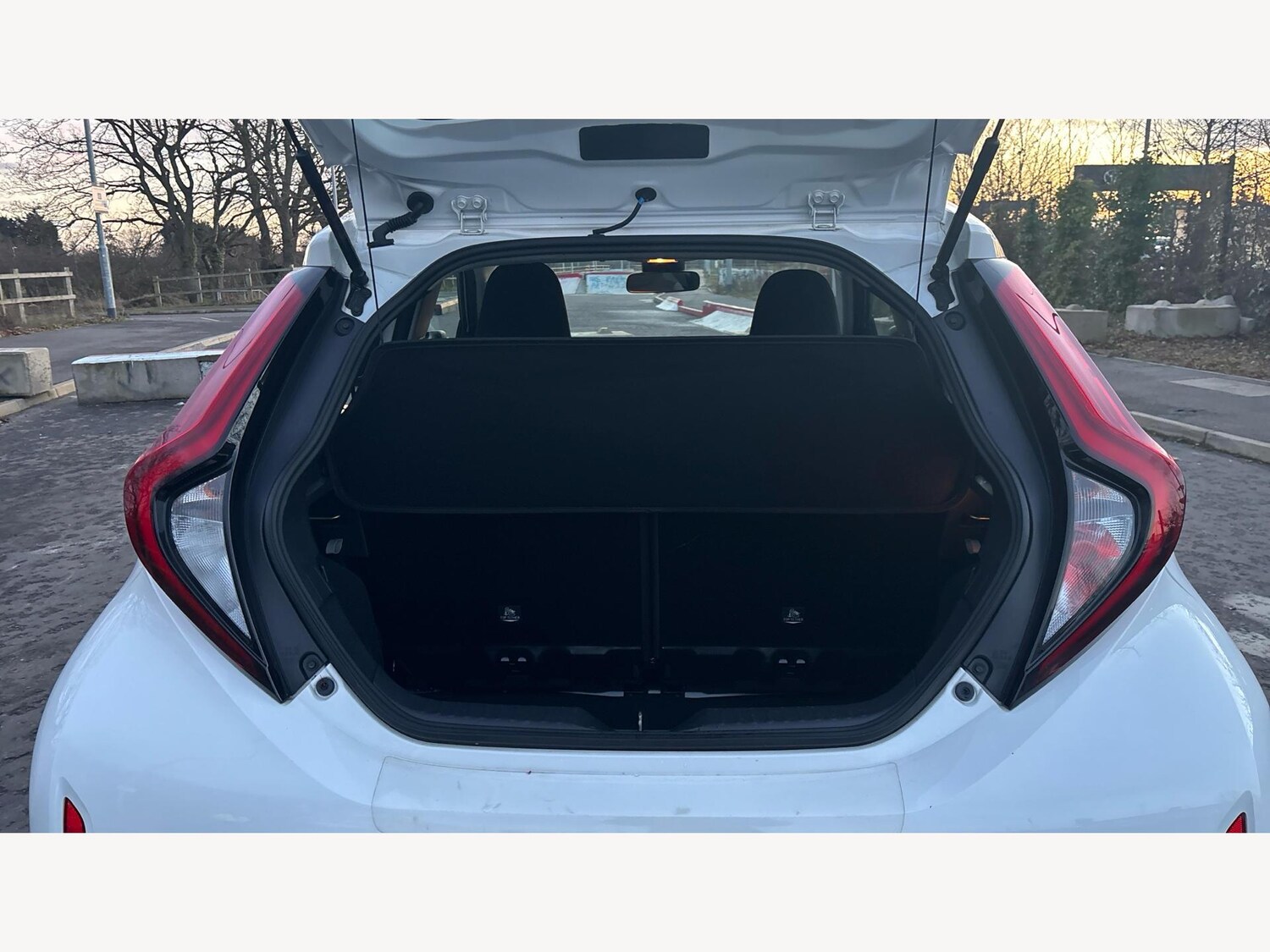 Used Toyota Aygo X 2022 for sale - 77254705: Photo 16