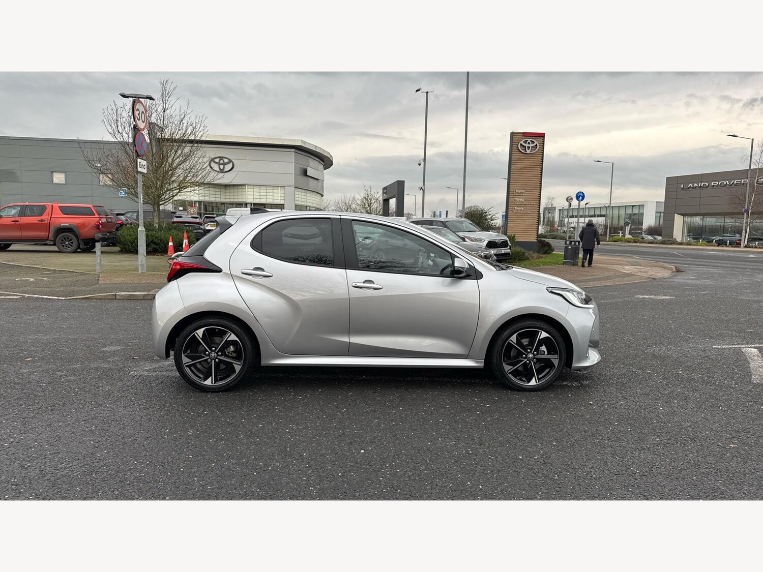 Used Toyota Yaris for sale - 77455655: Photo 18