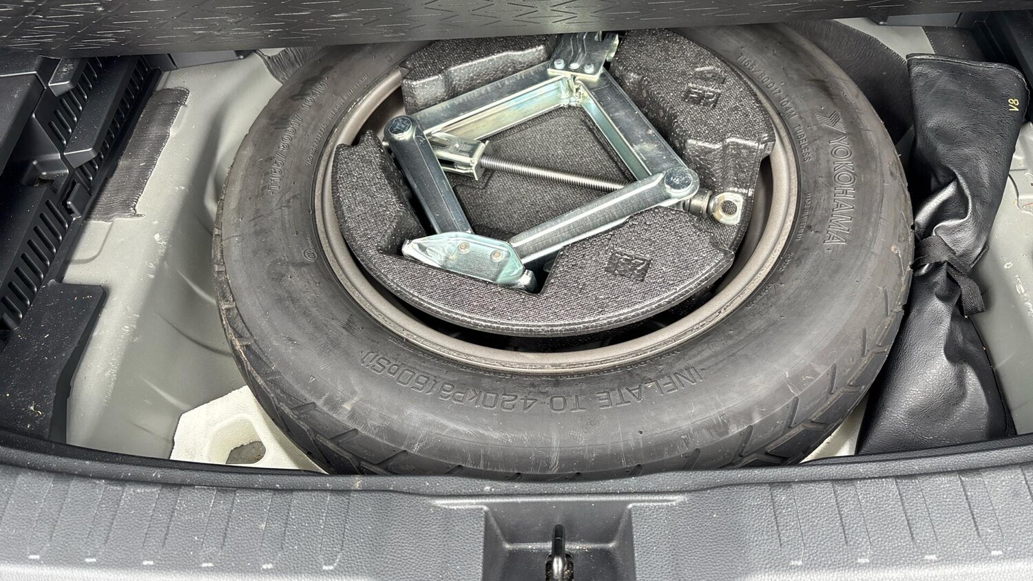 Used Toyota RAV4 2019 for sale - 76307713: Photo 41