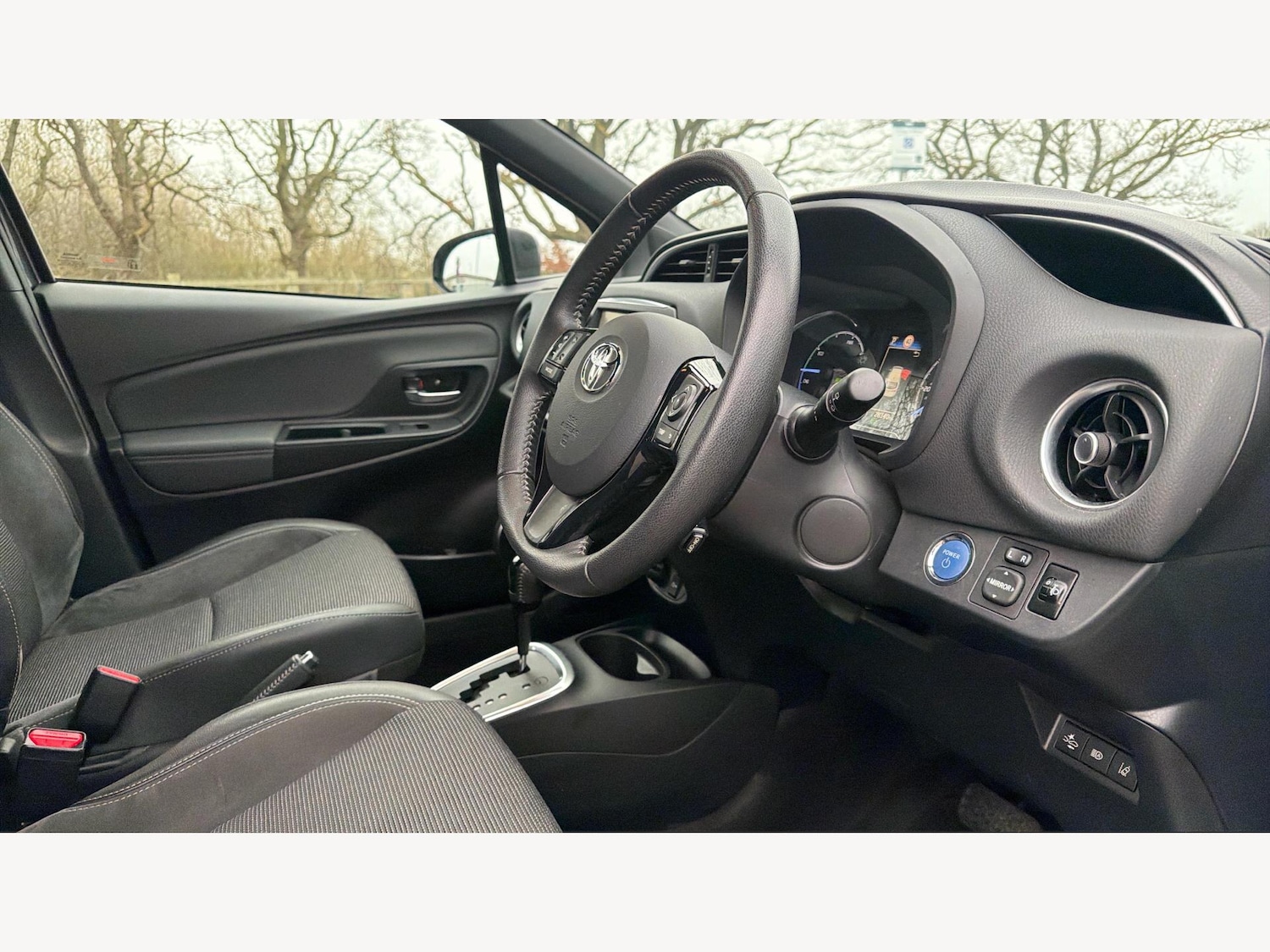 Used Toyota Yaris 2019 for sale - 77410986: Photo 13