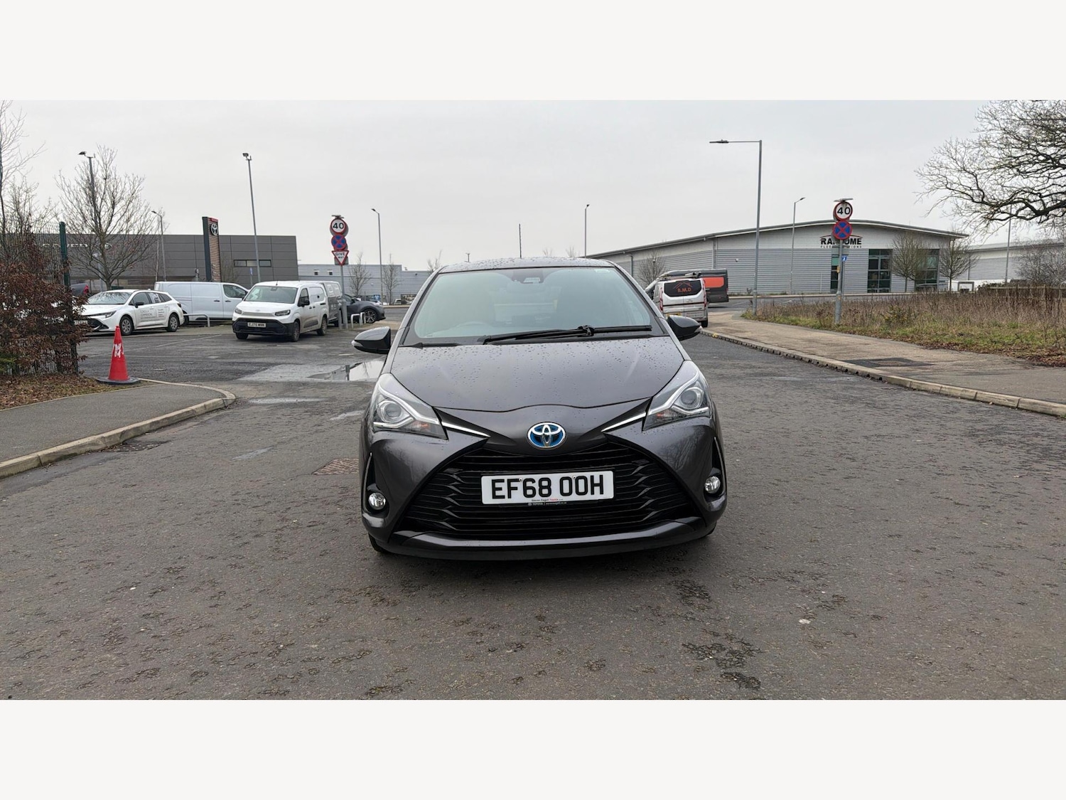 Used Toyota Yaris 2019 for sale - 77410986: Photo 17