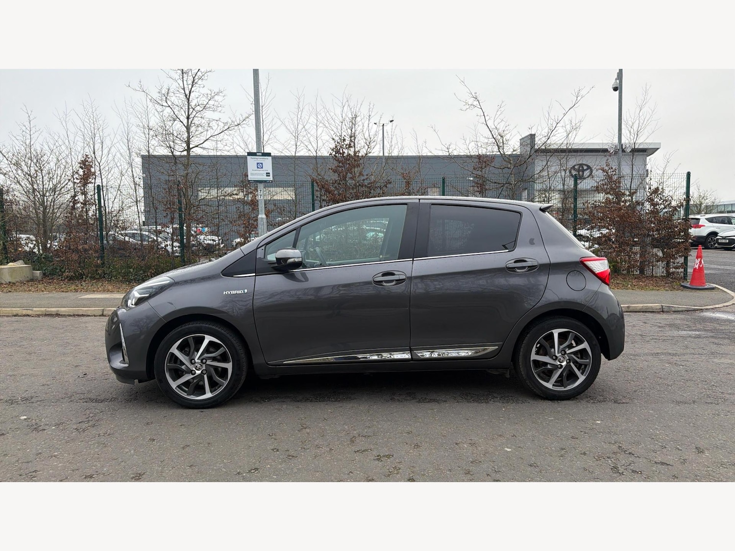 Used Toyota Yaris 2019 for sale - 77410986: Photo 19