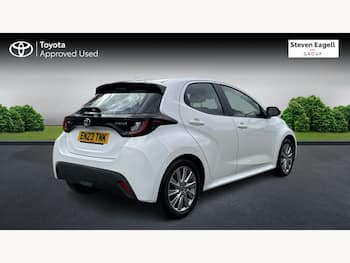 Used Toyota Yaris 2023 for sale - 79645554: Photo