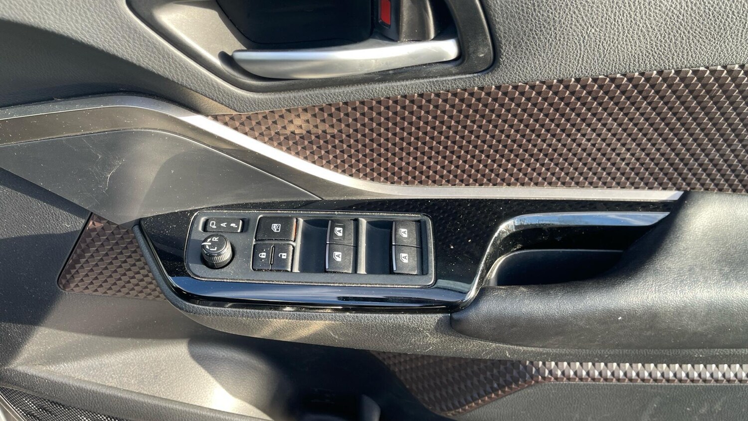 Used Toyota C-HR 2019 for sale - 77497378: Photo 33