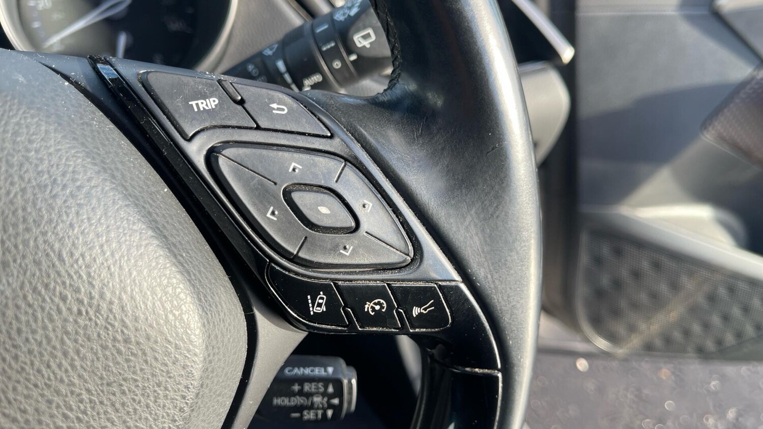 Used Toyota C-HR 2019 for sale - 77497378: Photo 36