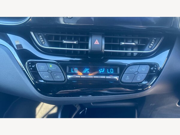 Used Toyota C-HR 2023 for sale - 76179747: Photo 34