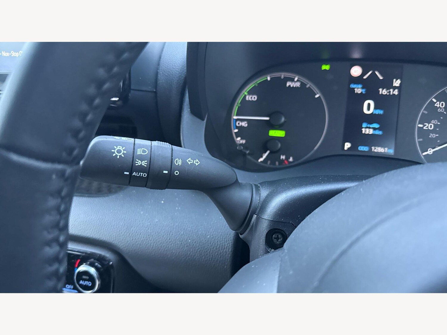 Used Toyota Yaris 2023 for sale - 77479317: Photo 27