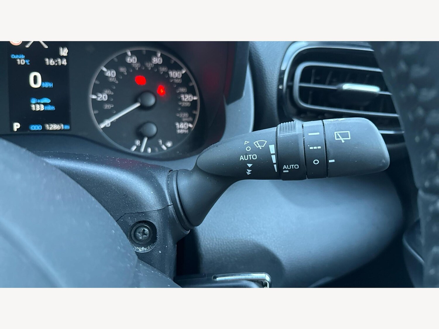 Used Toyota Yaris 2023 for sale - 77479317: Photo 28