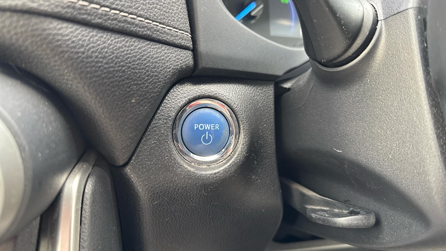 Used Toyota RAV4 2019 for sale - 77377087: Photo 32