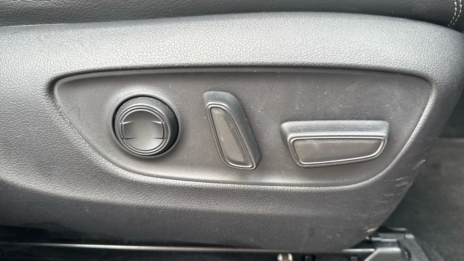 Used Toyota RAV4 2019 for sale - 77377087: Photo 38