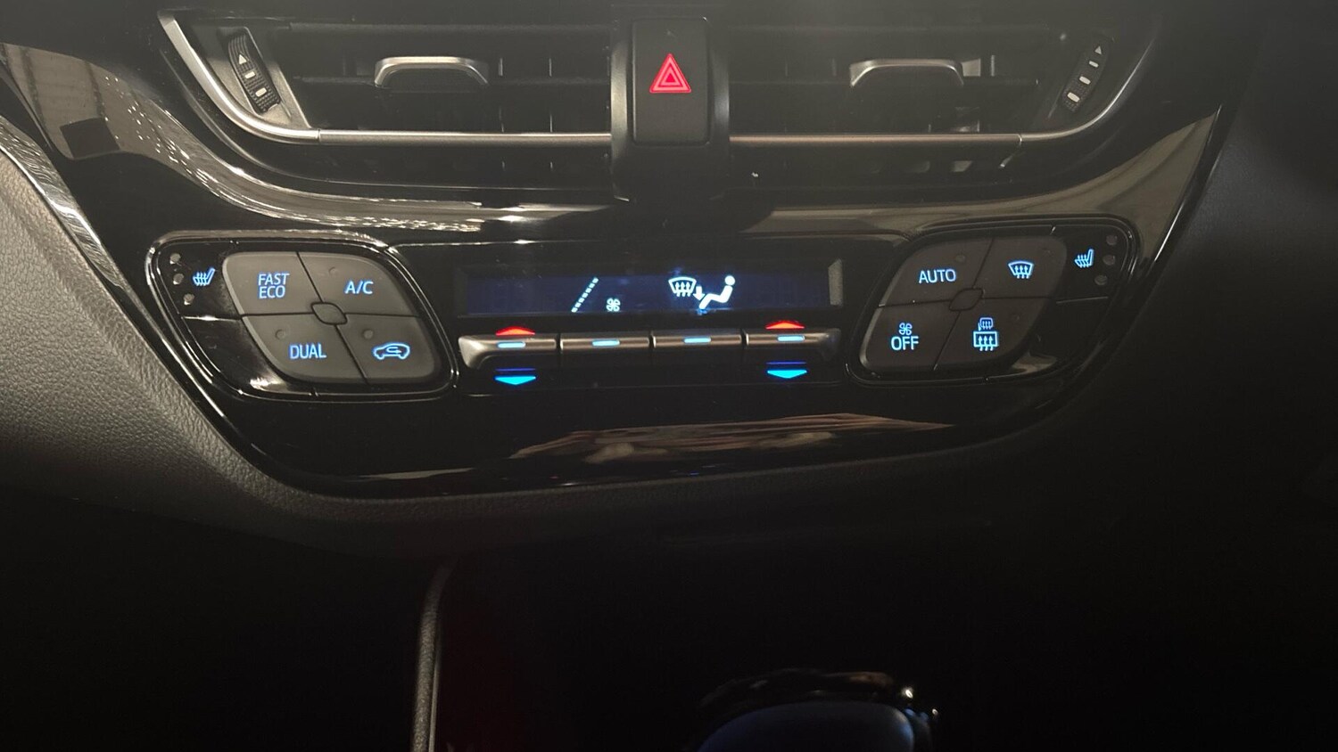 Used Toyota C-HR for sale - 77598442: Photo 39