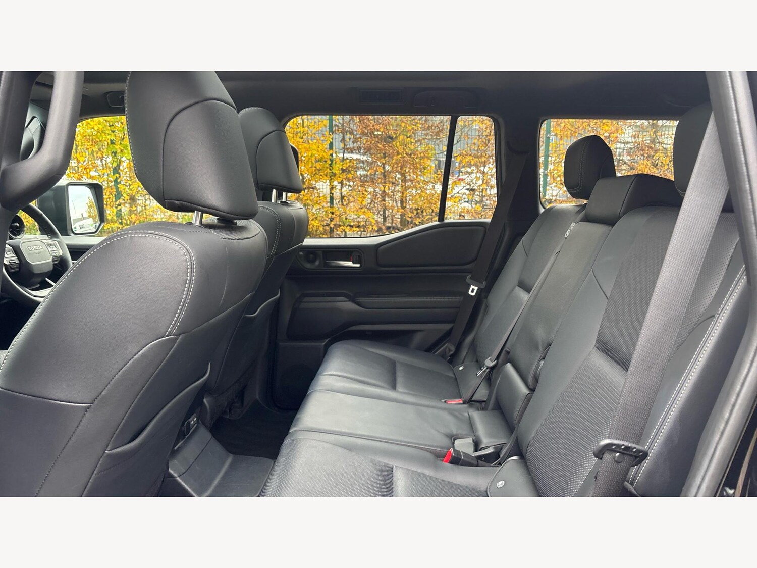 Used Toyota Land Cruiser for sale - 77824440: Photo 15