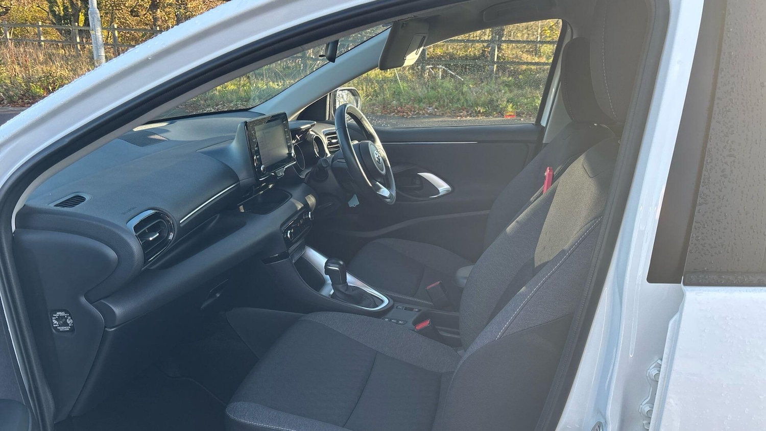 Used Toyota Yaris 2022 for sale - 77537815: Photo 37