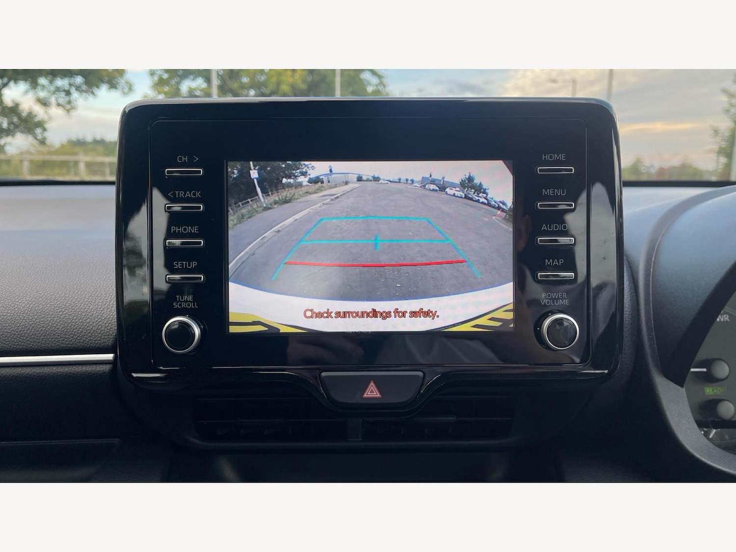 Used Toyota Yaris 2023 for sale - 76360493: Photo 22