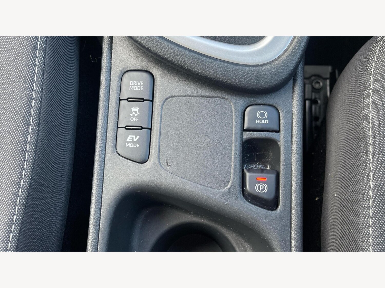 Used Toyota Yaris 2023 for sale - 76360493: Photo 25