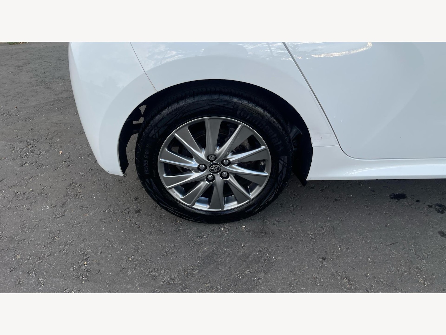 Used Toyota Yaris 2023 for sale - 76360493: Photo 32