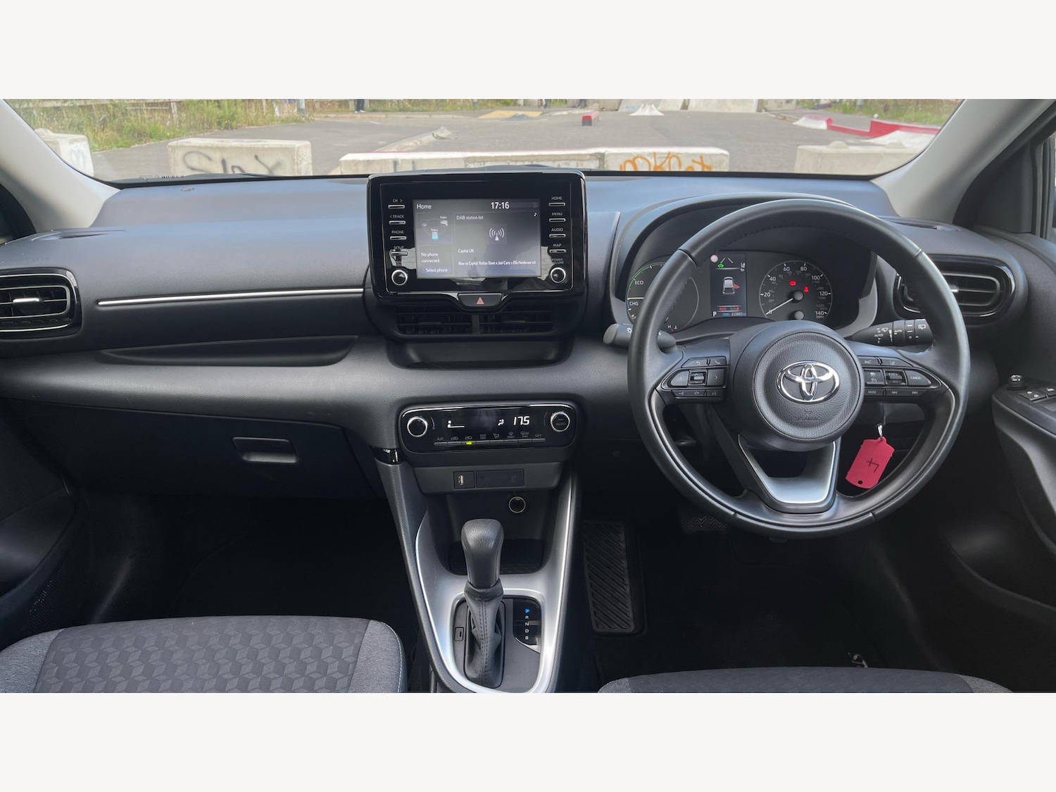 Used Toyota Yaris 2023 for sale - 76360493: Photo 7