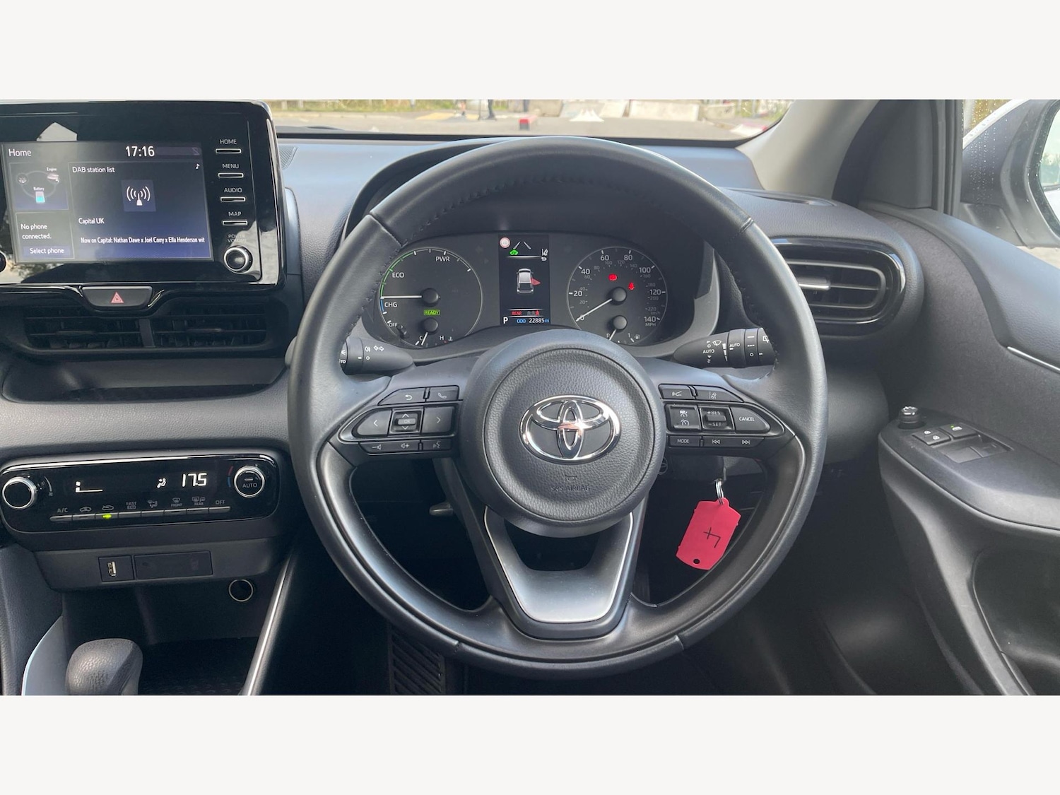 Used Toyota Yaris 2023 for sale - 76360493: Photo 8