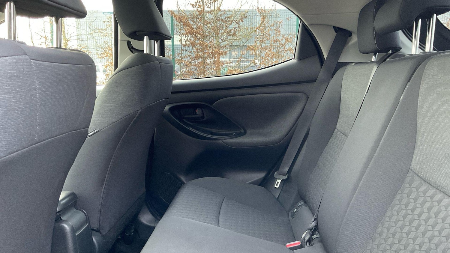 Used Toyota Yaris 2020 for sale - 77386281: Photo 15