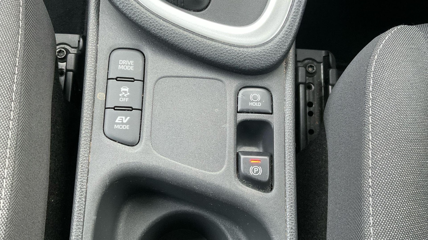 Used Toyota Yaris 2020 for sale - 77386281: Photo 30